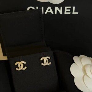 Chanel gold earrings